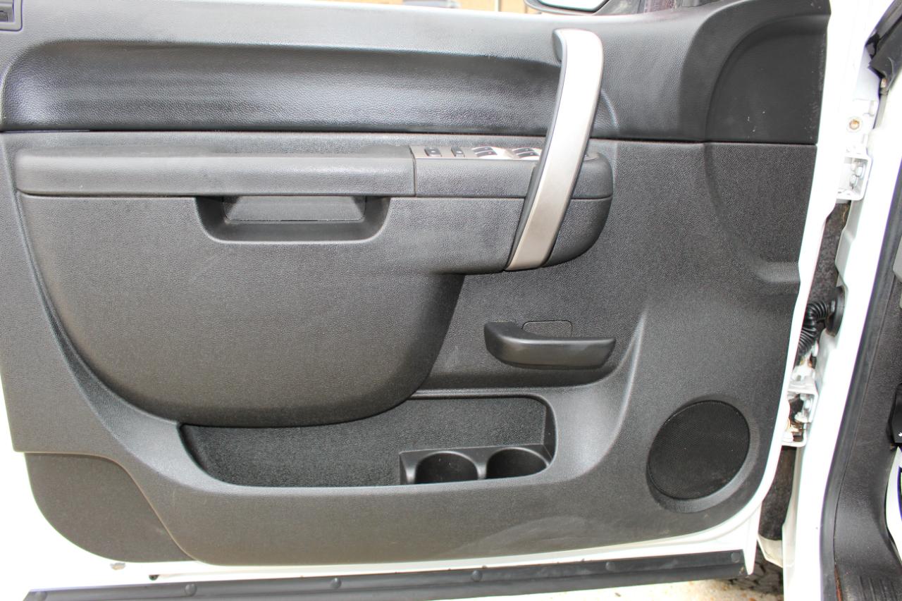 Chevrolet Silverado 1500 LS Extended Cab 4WD 2010