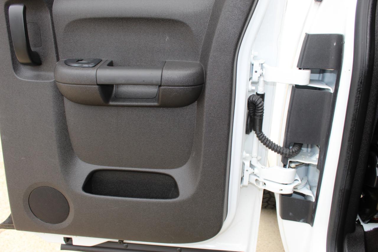 Chevrolet Silverado 1500 LS Extended Cab 4WD 2010