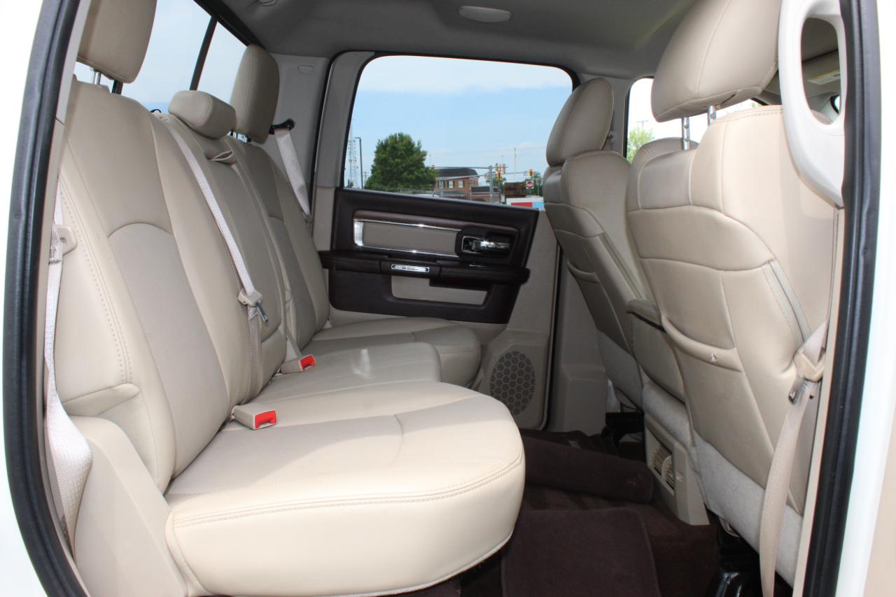 RAM 1500 Laramie Crew Cab LWB 4WD 2016