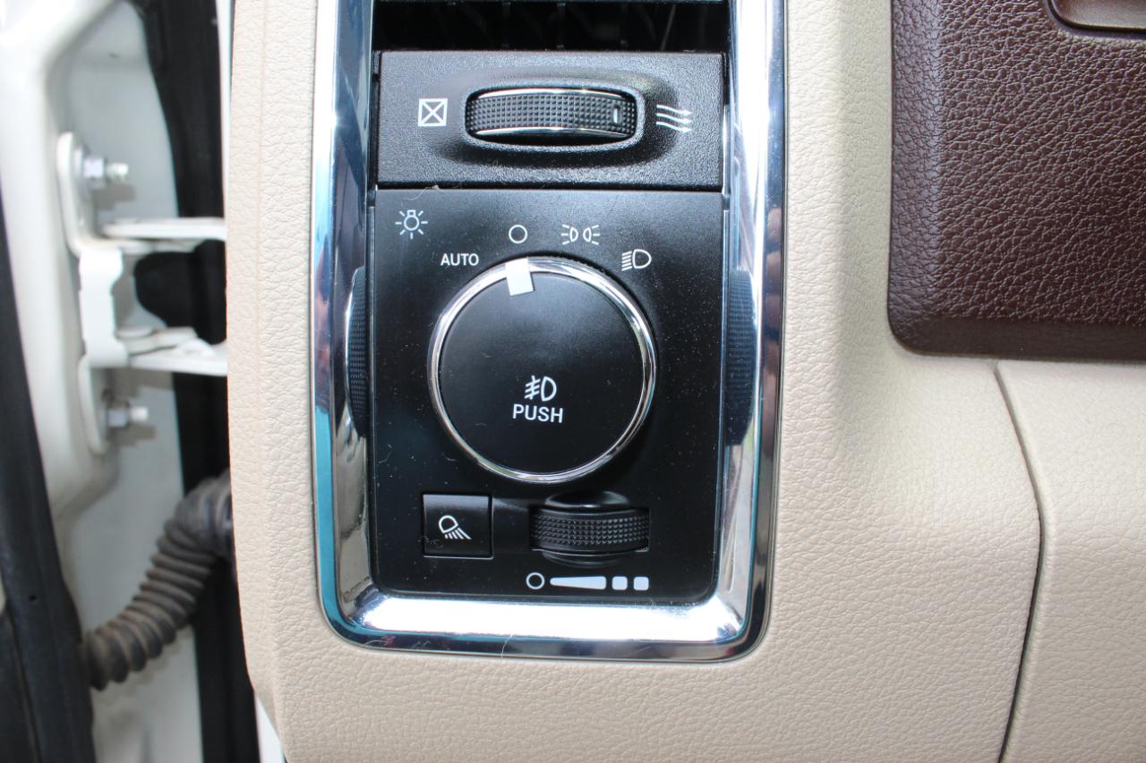 RAM 1500 Laramie Crew Cab LWB 4WD 2016