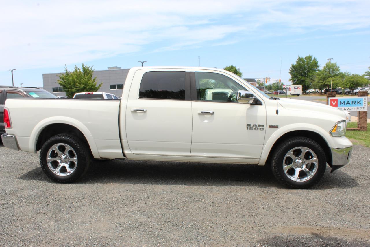 RAM 1500 Laramie Crew Cab LWB 4WD 2016