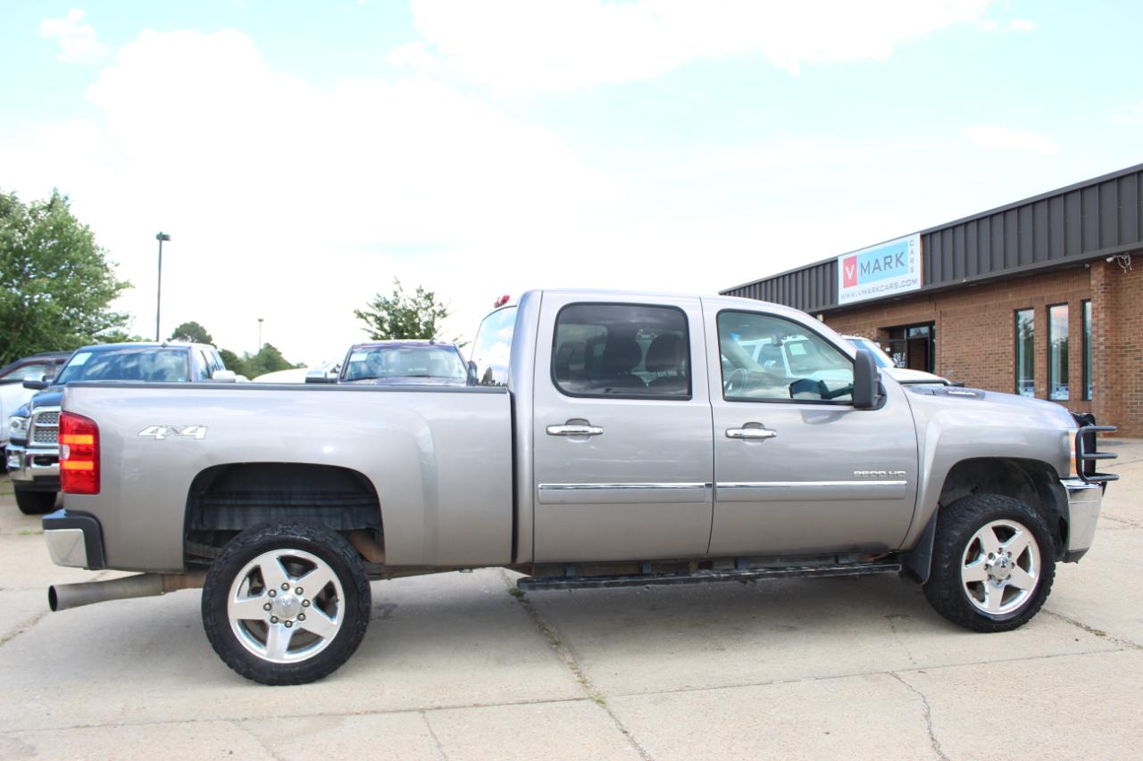 Chevrolet Silverado 2500HD LT Crew Cab 4WD 2013