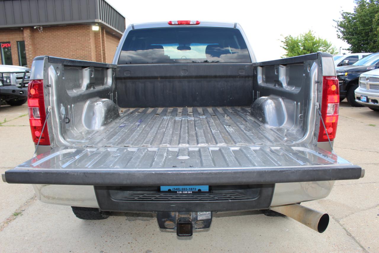 Chevrolet Silverado 2500HD LT Crew Cab 4WD 2013