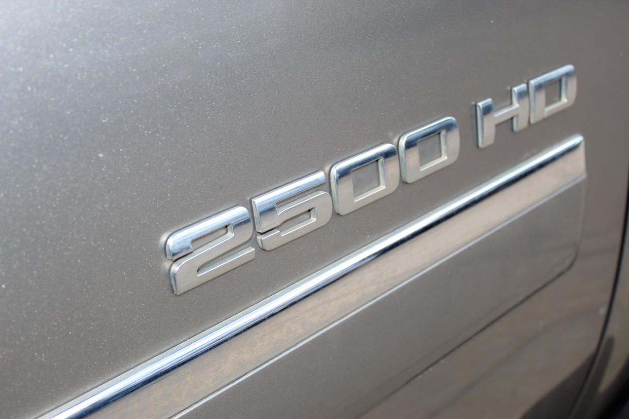 Chevrolet Silverado 2500HD LT Crew Cab 4WD 2013