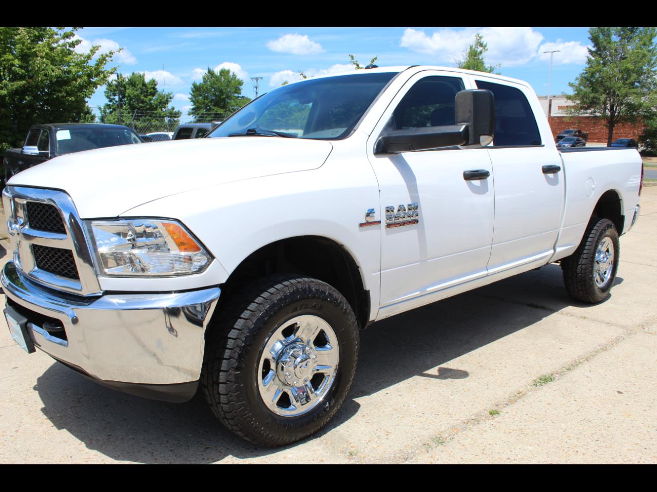RAM 2500 Tradesman Crew Cab 4WD 2014