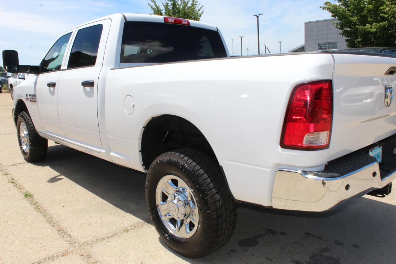 RAM 2500 Tradesman Crew Cab 4WD 2014