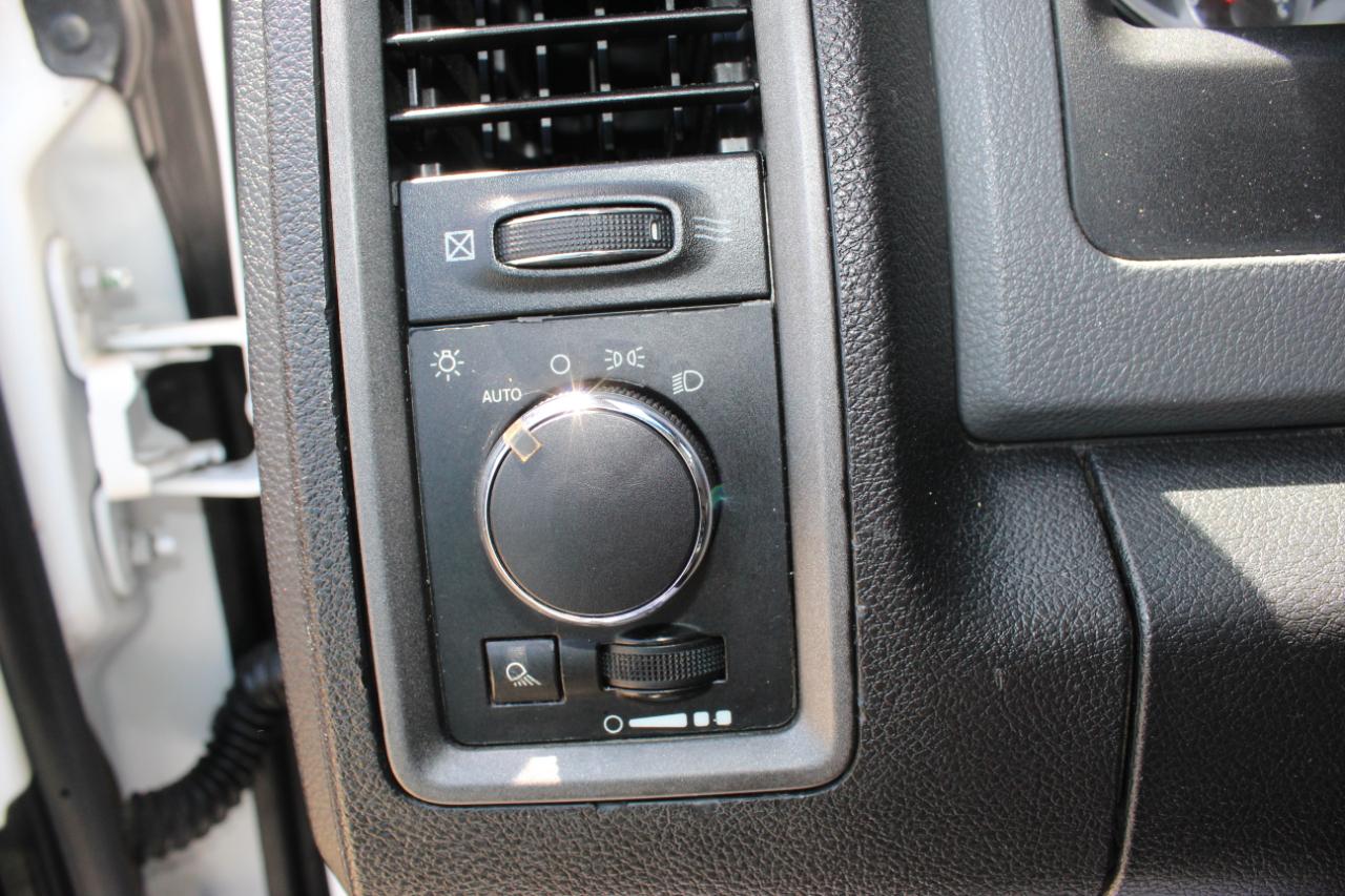 RAM 2500 Tradesman Crew Cab 4WD 2014