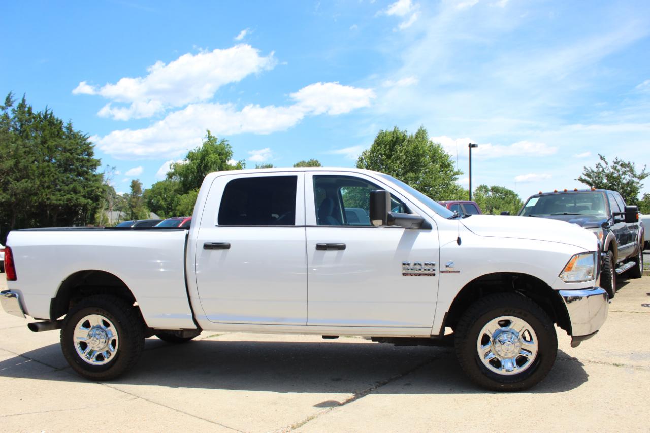 RAM 2500 Tradesman Crew Cab 4WD 2014