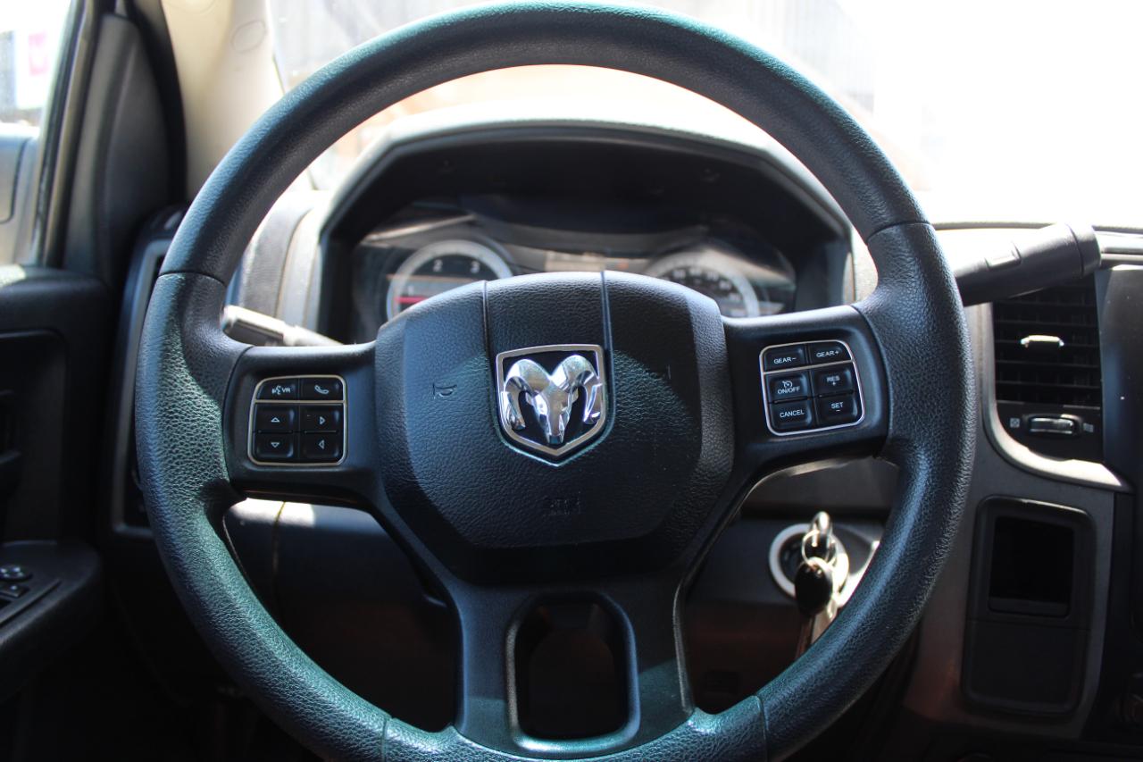 RAM 2500 Tradesman Crew Cab 4WD 2014