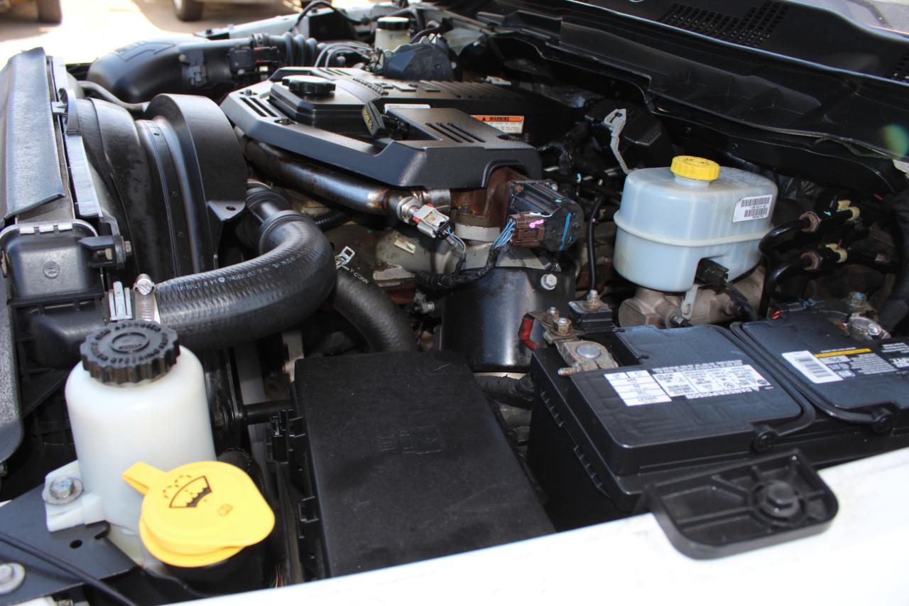 RAM 2500 Tradesman Crew Cab 4WD 2014