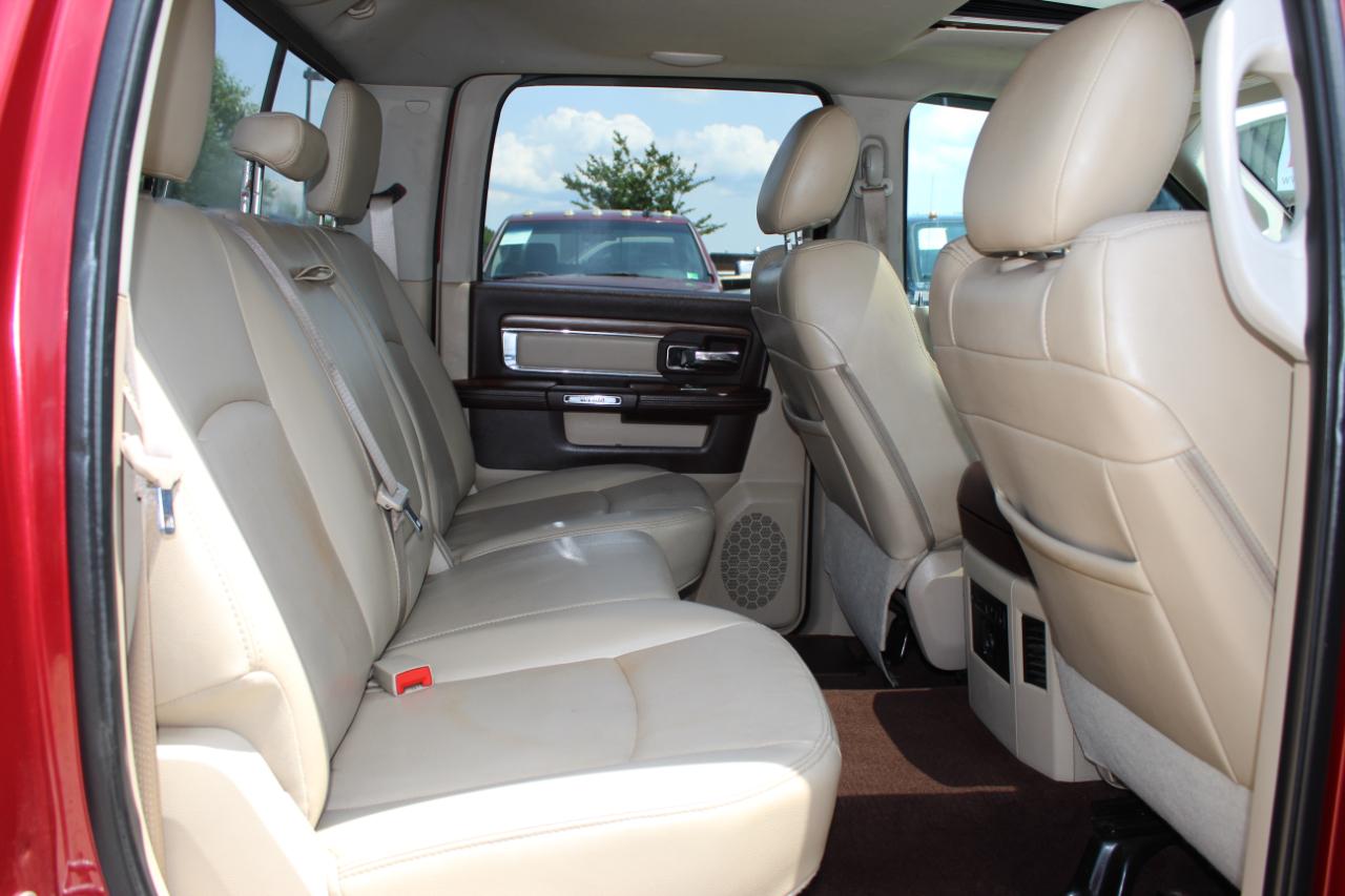 RAM 3500 Laramie Crew Cab SWB 4WD 2015