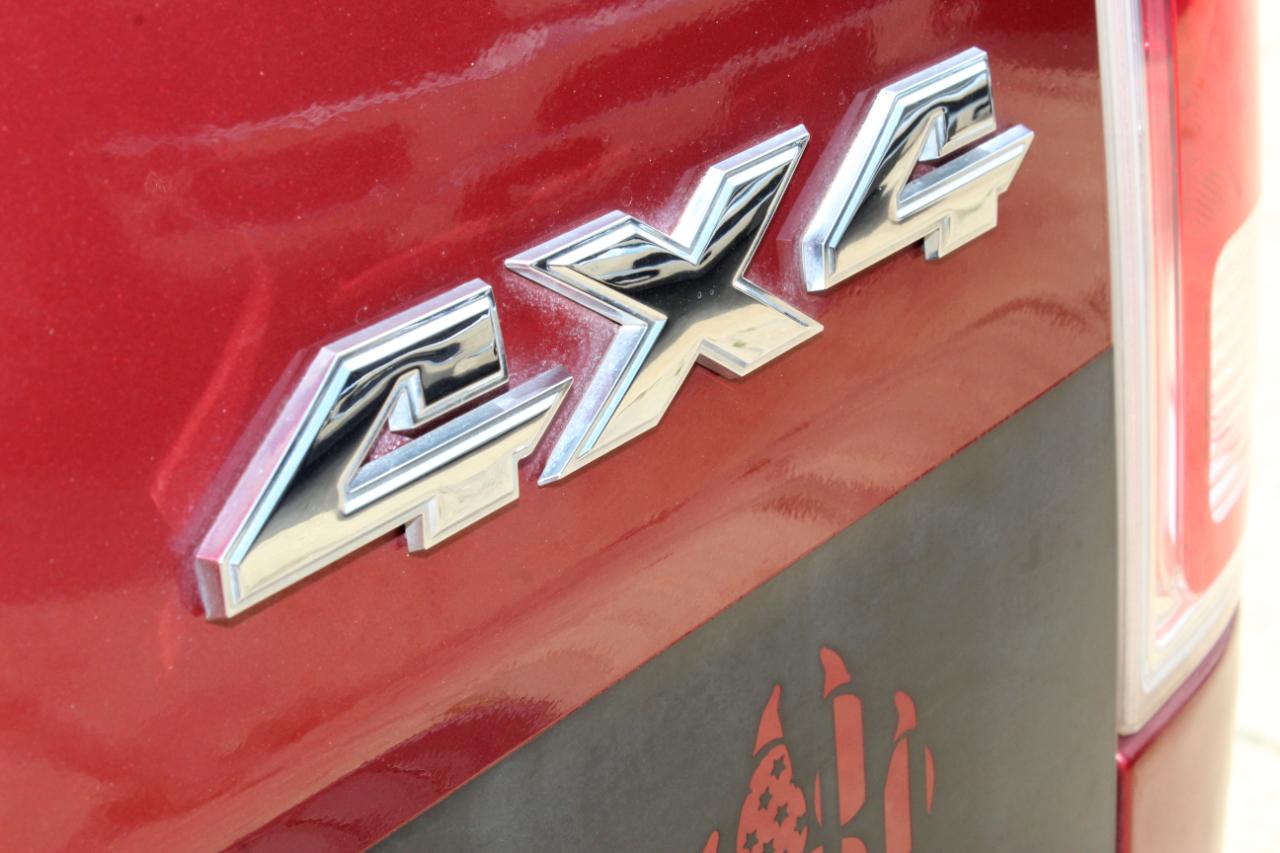 RAM 3500 Laramie Crew Cab SWB 4WD 2015