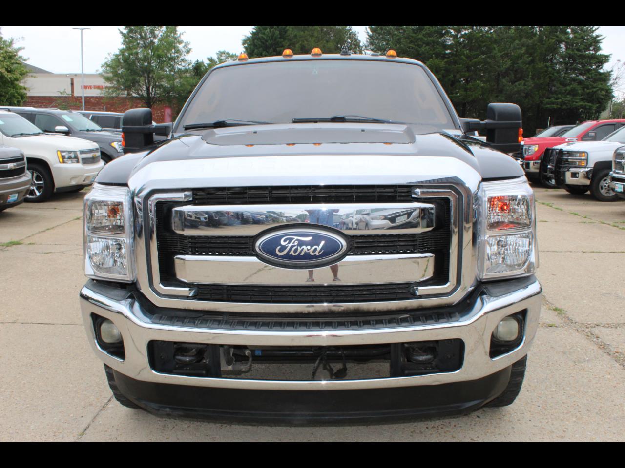 Ford F-250 SD Lariat Crew Cab 4WD 2011