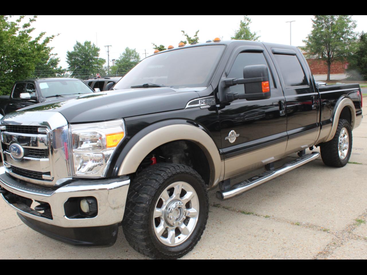 Ford F-250 SD Lariat Crew Cab 4WD 2011