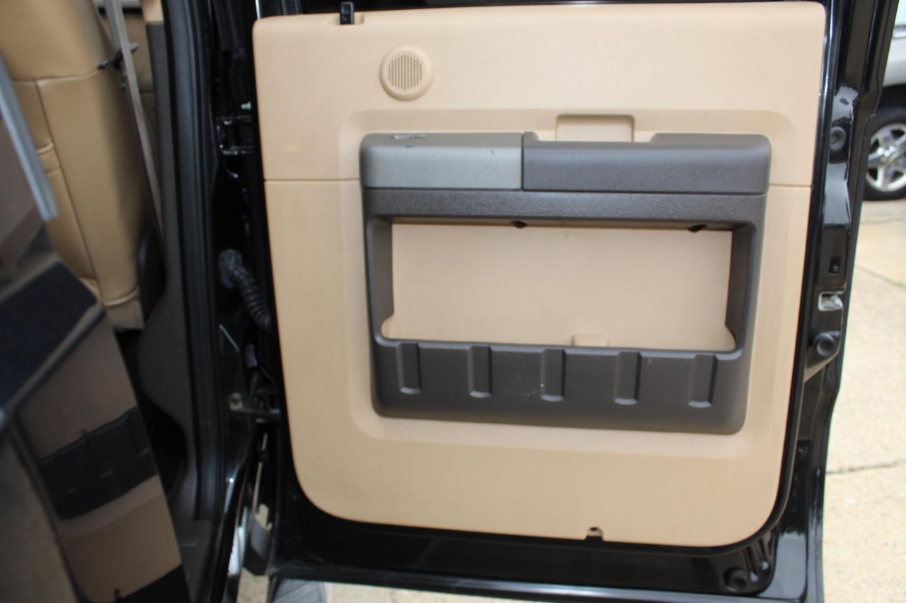 Ford F-250 SD Lariat Crew Cab 4WD 2011