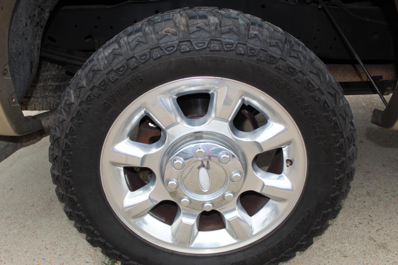 Ford F-250 SD Lariat Crew Cab 4WD 2011