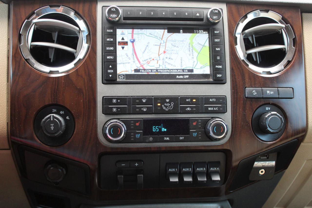 Ford F-250 SD Lariat Crew Cab 4WD 2011