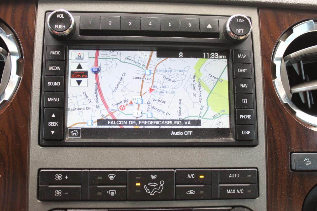 Ford F-250 SD Lariat Crew Cab 4WD 2011