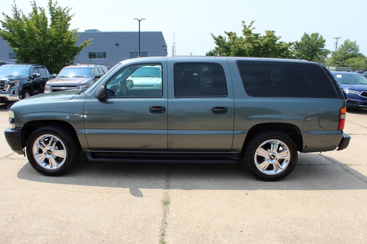 Chevrolet Suburban 1500 2WD 2002