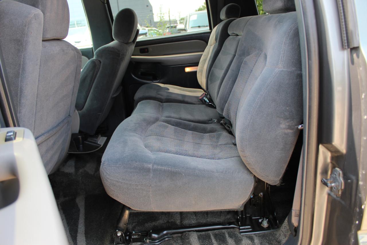 Chevrolet Suburban 1500 2WD 2002