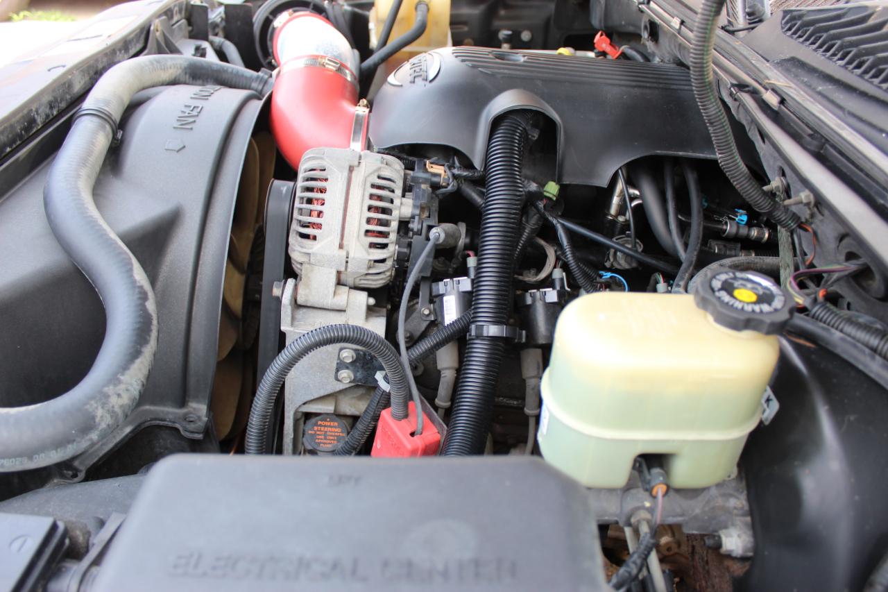 Chevrolet Suburban 1500 2WD 2002