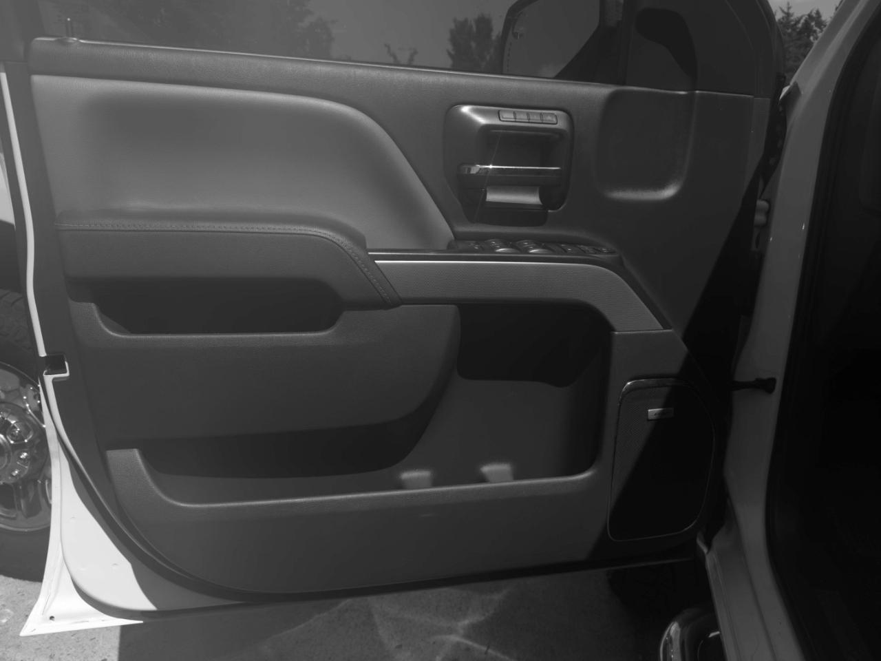 Chevrolet Silverado 1500 LTZ Crew Cab 4WD 2016
