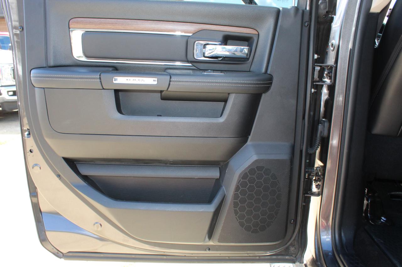 RAM 2500 Laramie Crew Cab SWB 4WD 2016