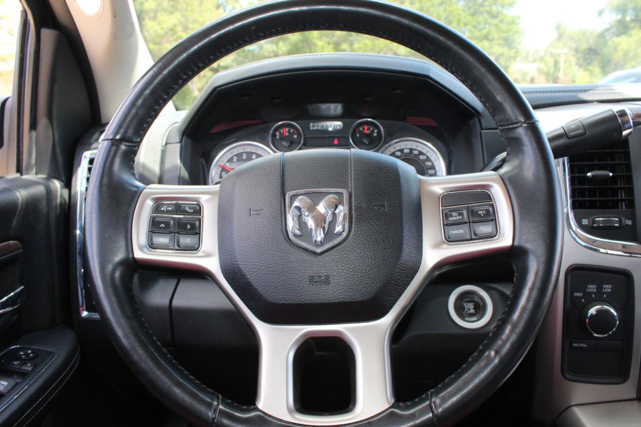 RAM 2500 Laramie Crew Cab SWB 4WD 2016