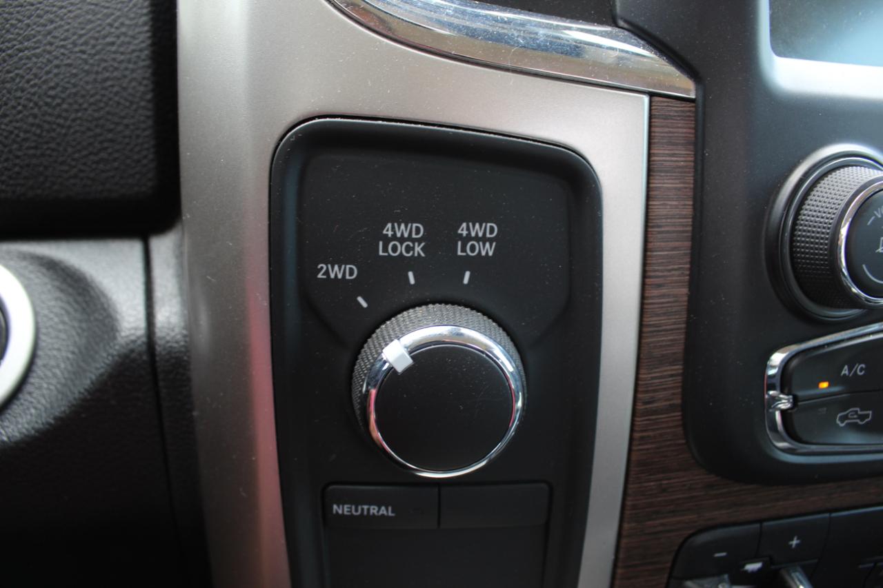 RAM 2500 Laramie Crew Cab SWB 4WD 2016