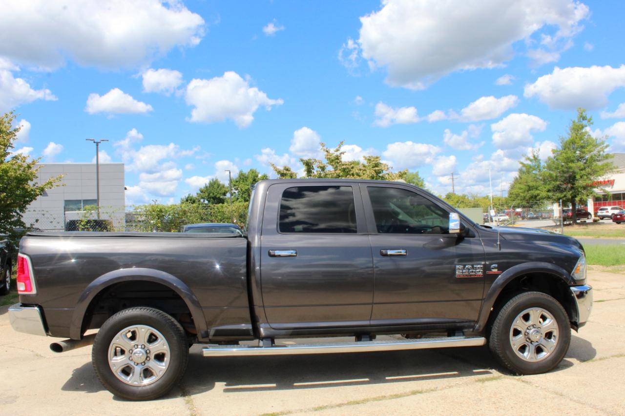 RAM 2500 Laramie Crew Cab SWB 4WD 2016