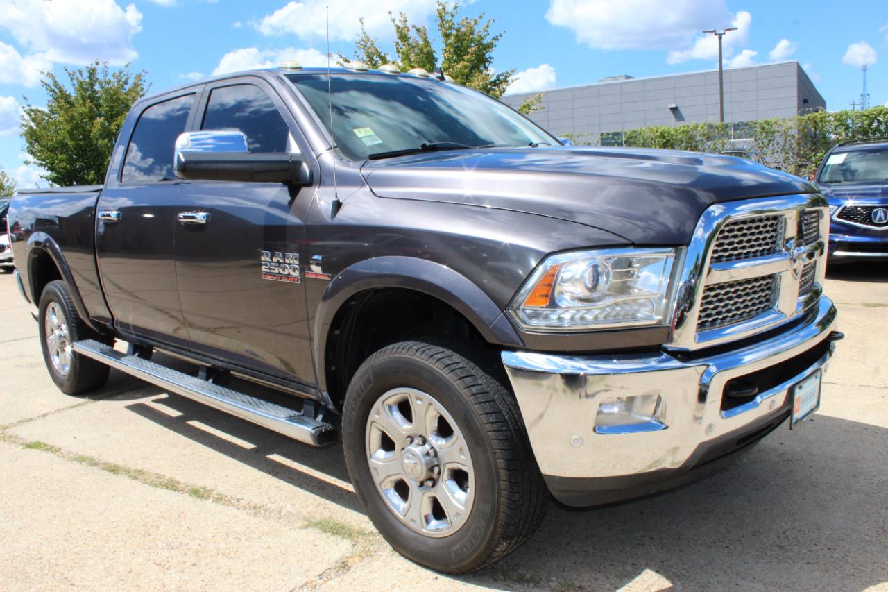 RAM 2500 Laramie Crew Cab SWB 4WD 2016
