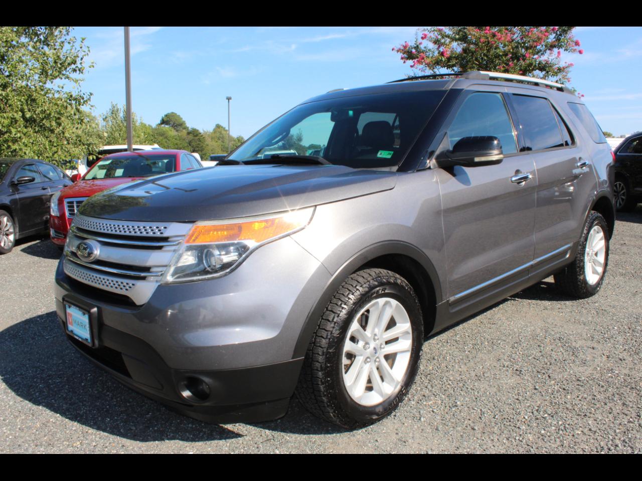 Ford Explorer XLT 4WD 2013