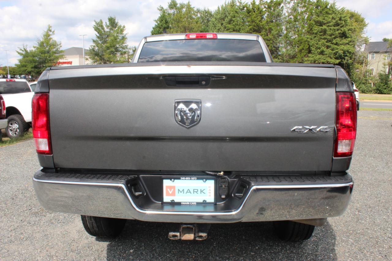 RAM 2500 Tradesman Crew Cab SWB 4WD 2013