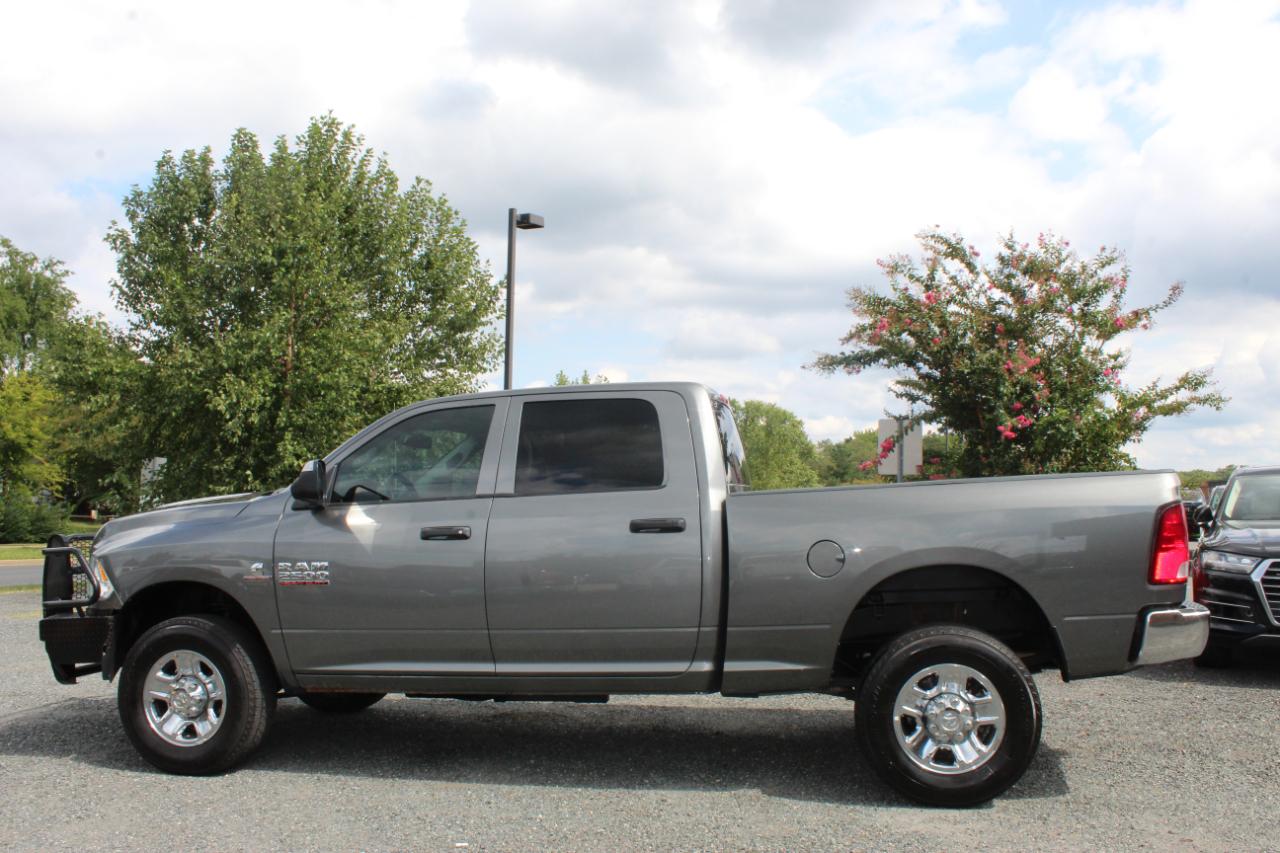 RAM 2500 Tradesman Crew Cab SWB 4WD 2013