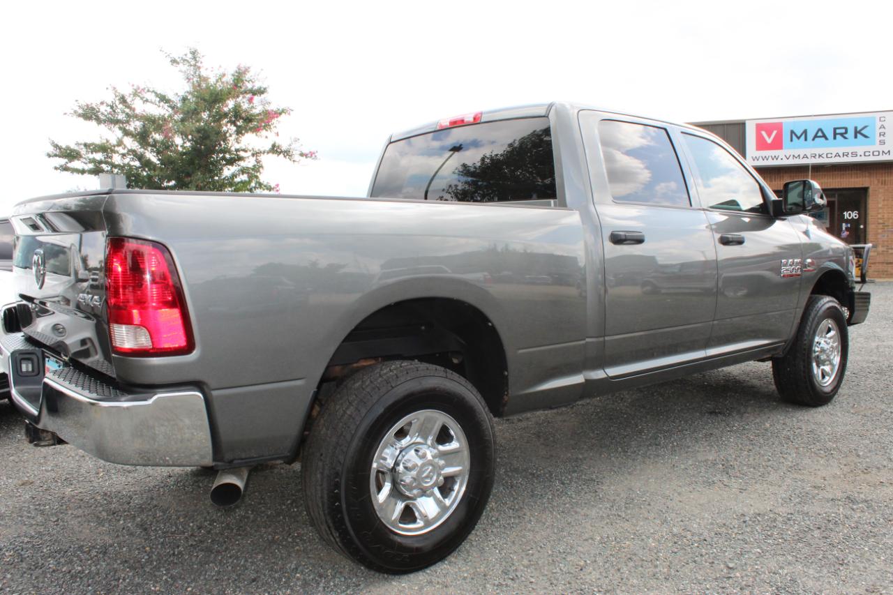 RAM 2500 Tradesman Crew Cab SWB 4WD 2013