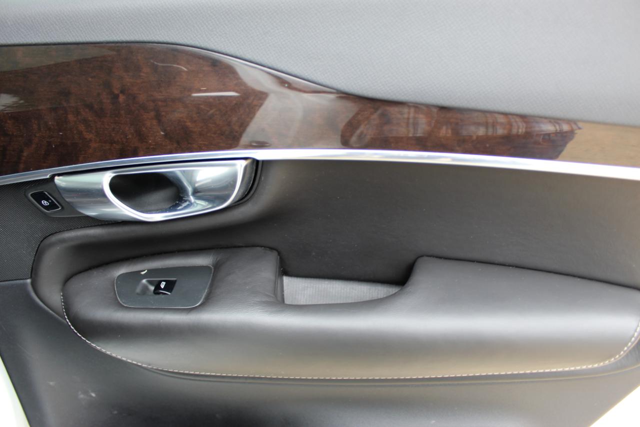 Volvo XC90 T6 Momentum AWD 2017