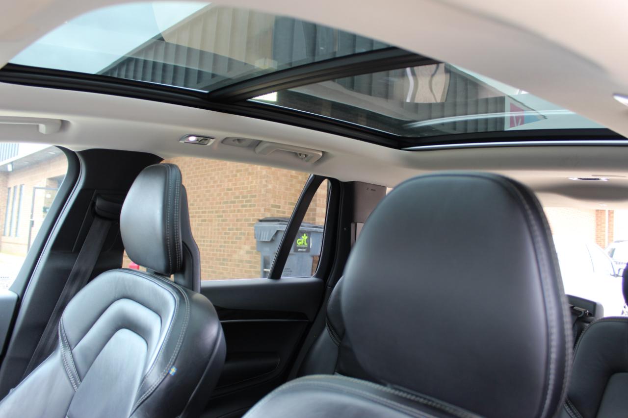 Volvo XC90 T6 Momentum AWD 2017