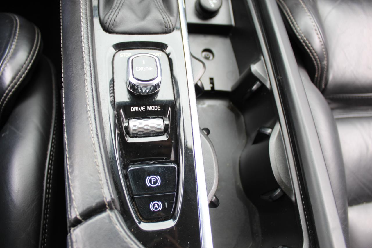 Volvo XC90 T6 Momentum AWD 2017
