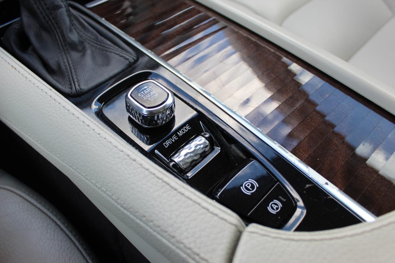 Volvo XC90 T5 Momentum 2019