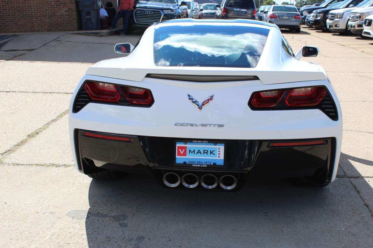 Chevrolet Corvette 2LT Coupe Automatic 2016
