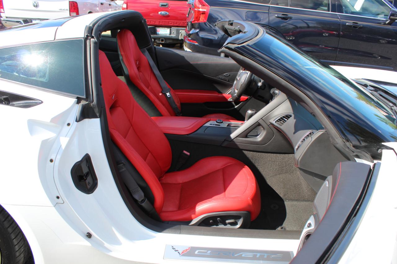 Chevrolet Corvette 2LT Coupe Automatic 2016