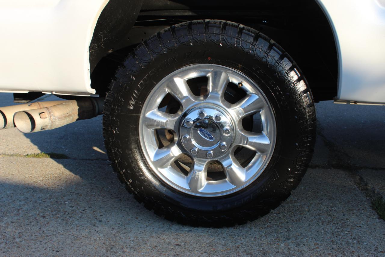 Ford F-250 SD Lariat Crew Cab 4WD 2015