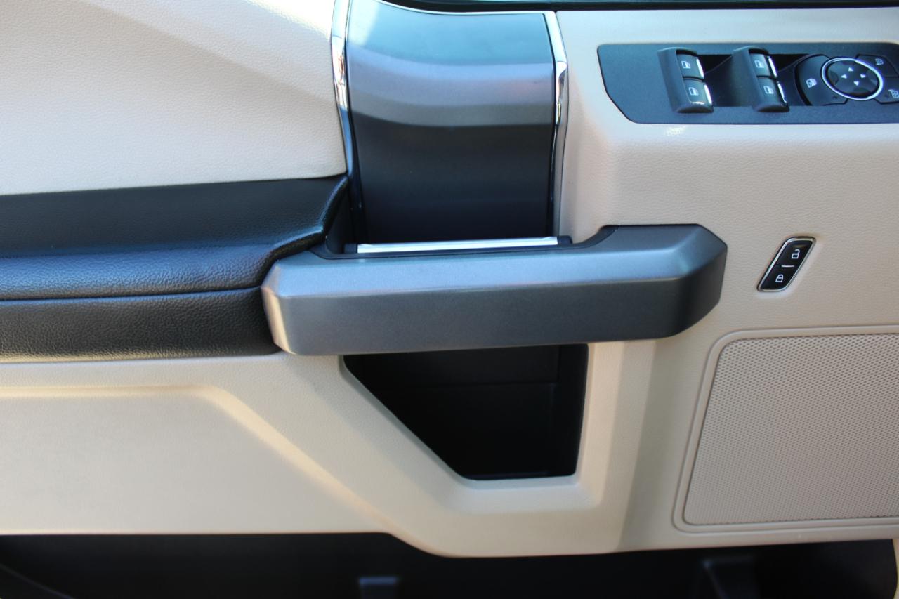 Ford F-150 4WD SuperCrew 150" XLT 2019