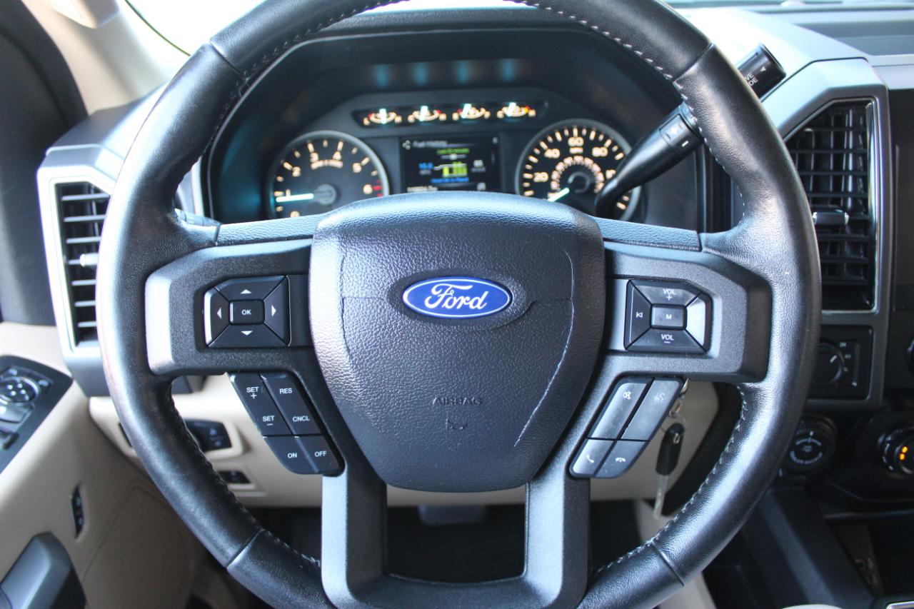 Ford F-150 4WD SuperCrew 150" XLT 2019