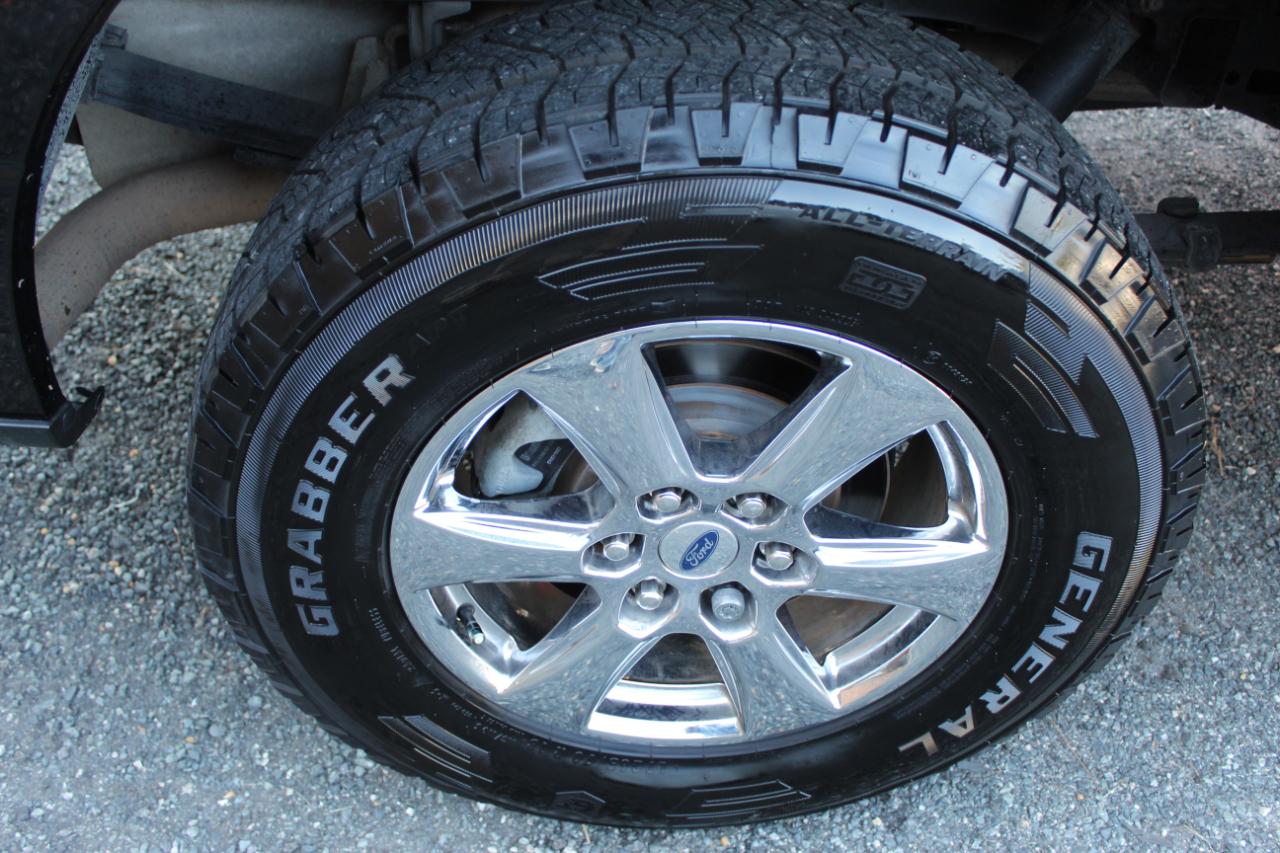 Ford F-150 4WD SuperCrew 150" XLT 2019