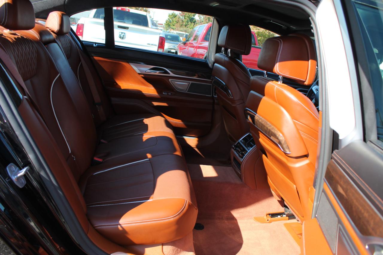 BMW 7-Series 750i xDrive 2018