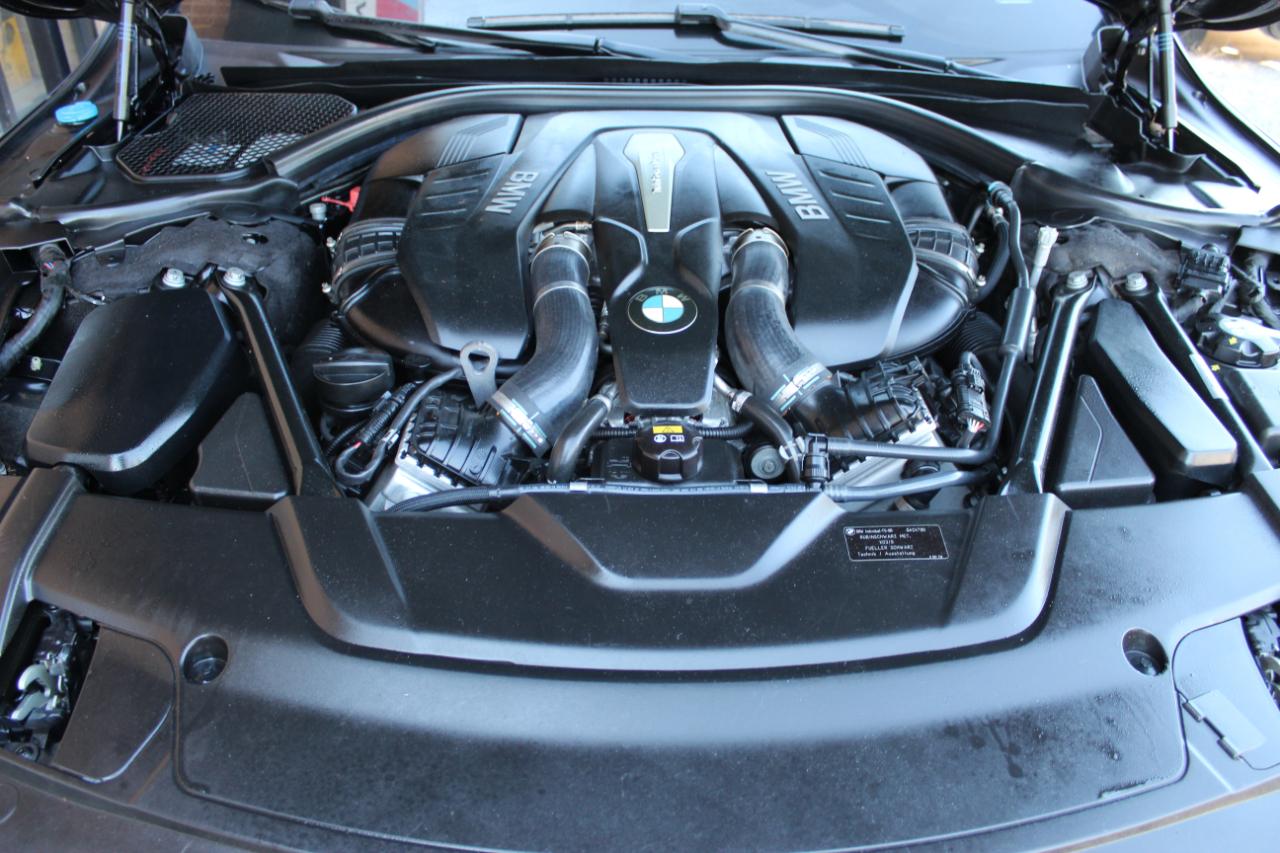 BMW 7-Series 750i xDrive 2018