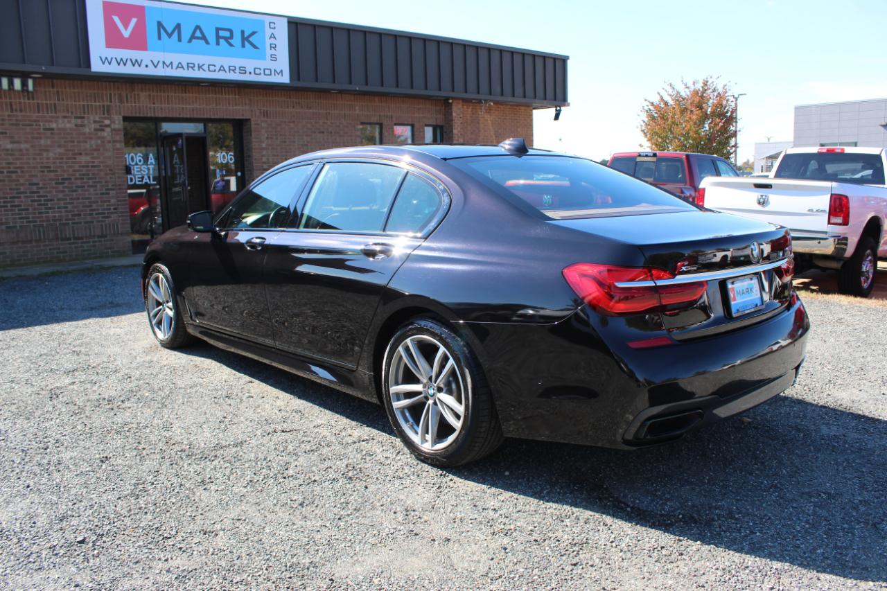 BMW 7-Series 750i xDrive 2018