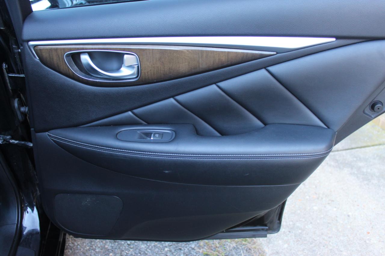 Infiniti Q50 Premium AWD 2014