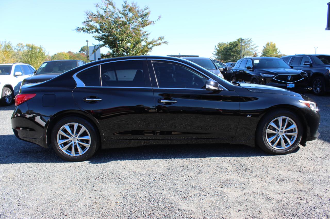 Infiniti Q50 Premium AWD 2014